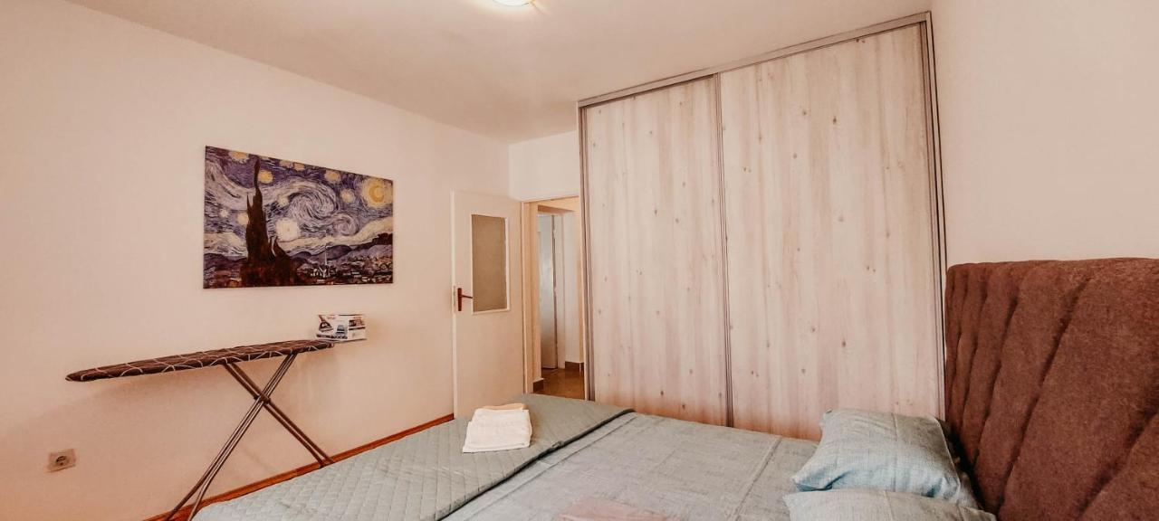 Apartment Bracovic - City Center Бар Экстерьер фото